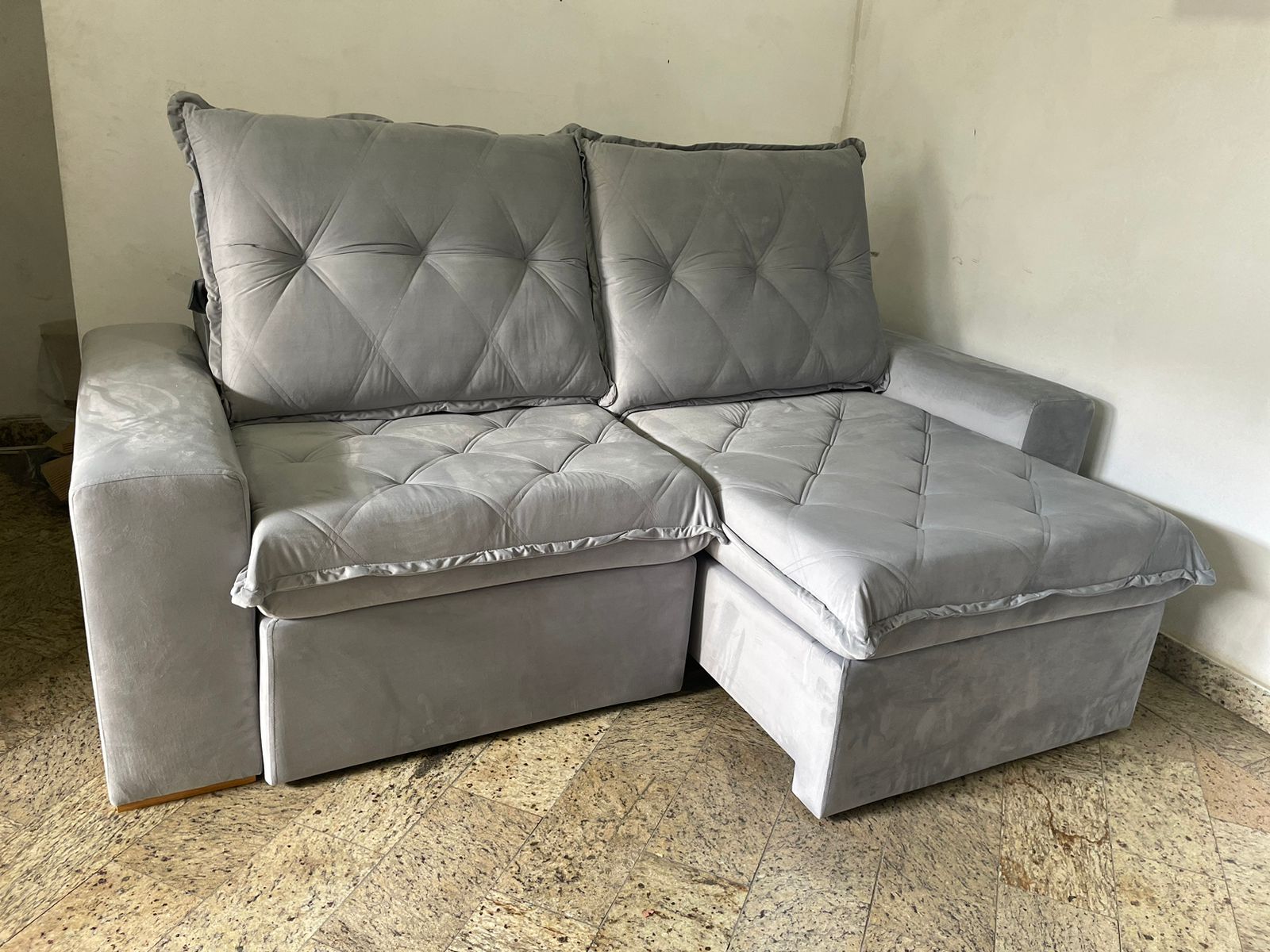Sofá Retrátil e Reclinável Califórnia 250 Prata JC ESTOFADOS