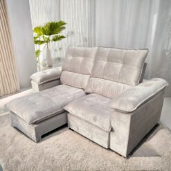 Sofá Retrátil e Reclinável Suíça 2,10 m Veludo Avelã – LEO DECOR